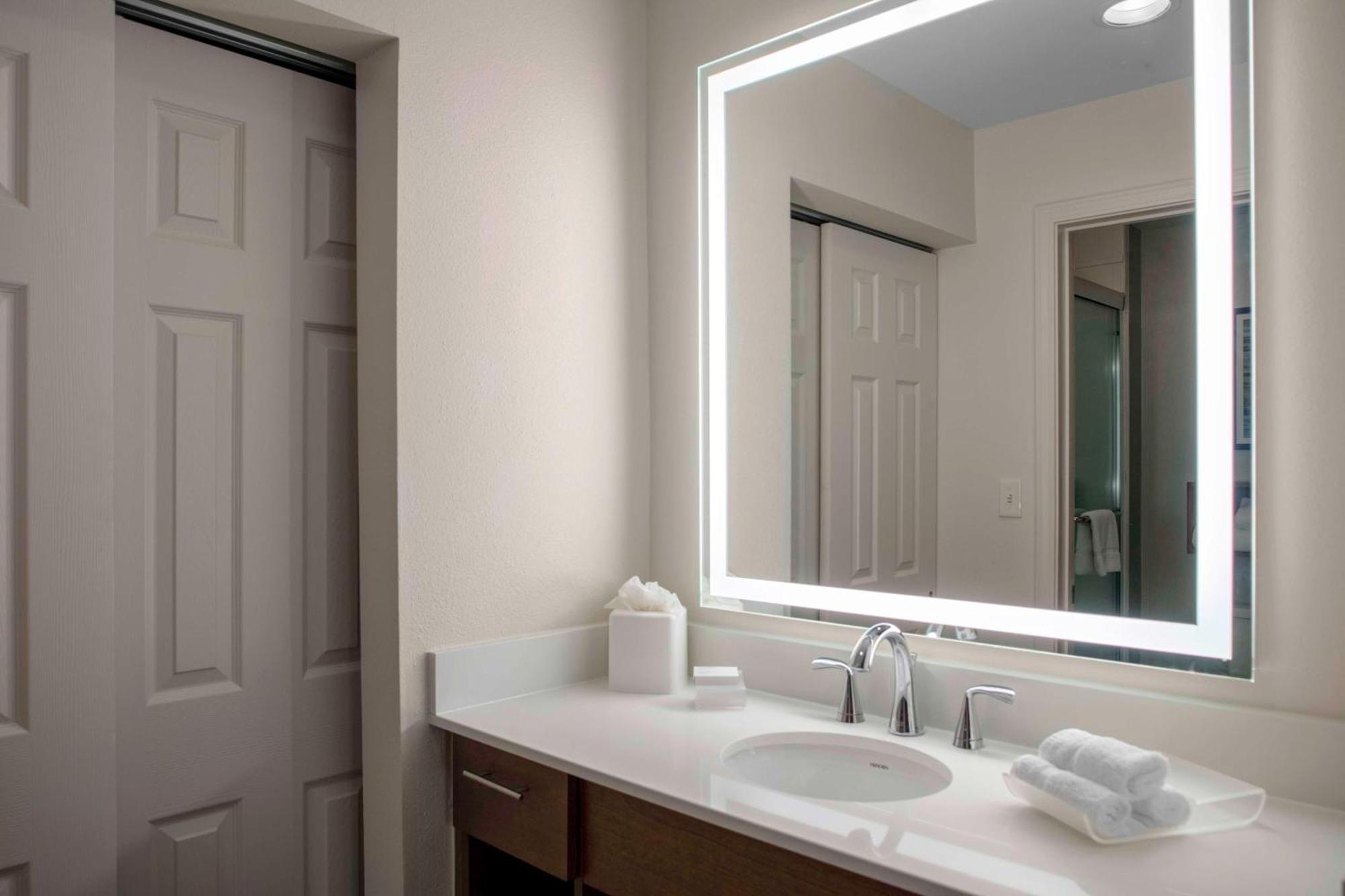 Homewood Suites By Hilton St. Louis - Galleria Richmond Heights Exteriör bild